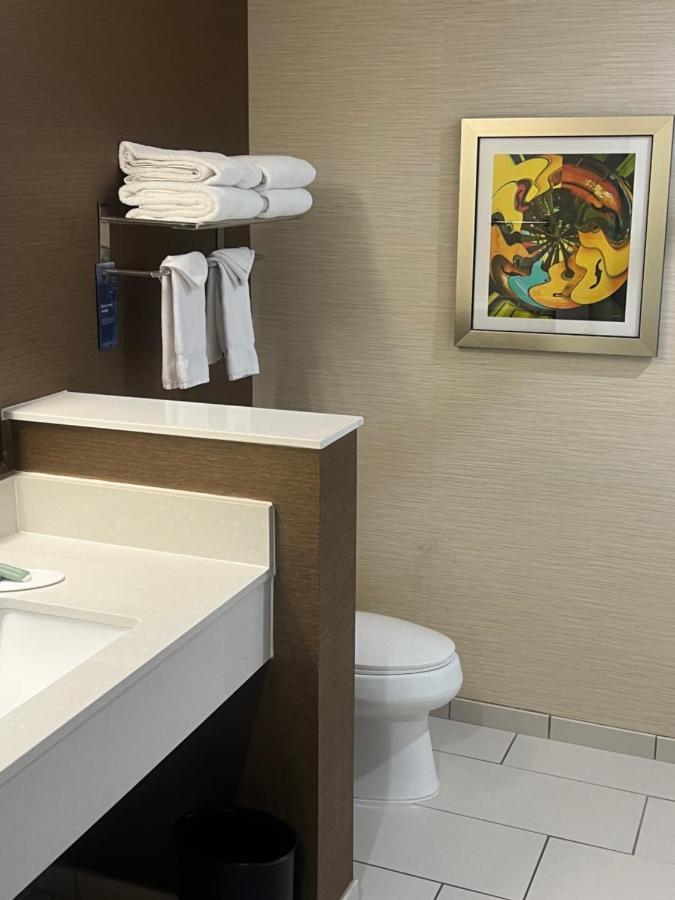 Fairfield Inn & Suites By Marriott Austin Buda Ngoại thất bức ảnh